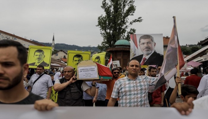 بالصور.. جنازة رمزية للرئيس الراحل محمد مرسي في البوسنة