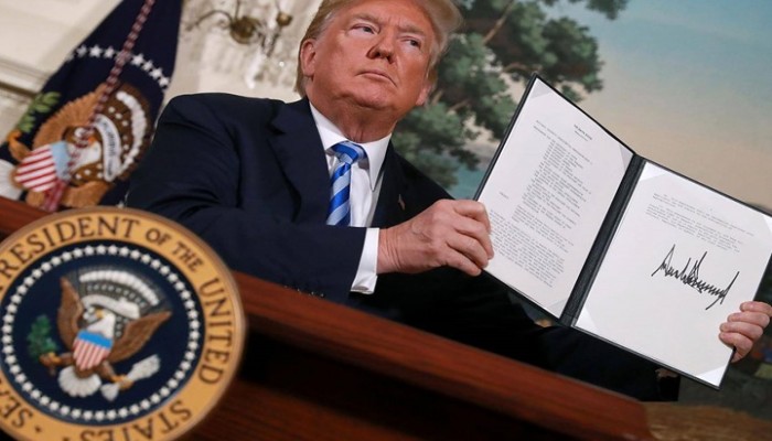 ترامب يفرض عقوبات مشددة على إيران تطال خامنئي