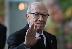 من يتولى رئاسة تونس إذا مات الرئيس؟