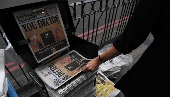 إيكونوميست: تحقيق في دور المال السعودي بالإعلام البريطاني