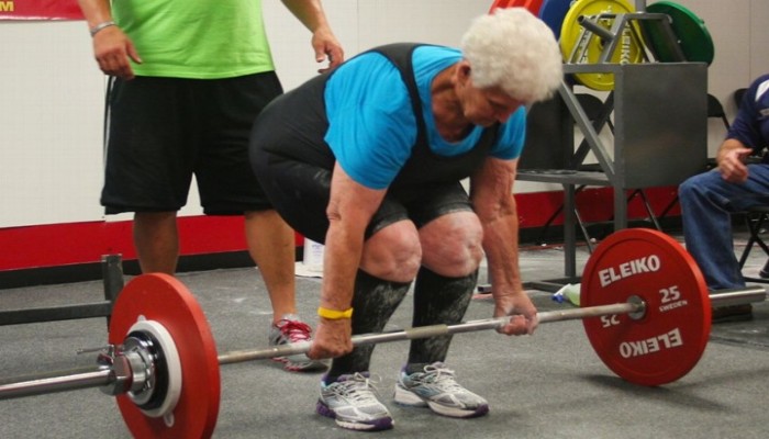 دراسة: رفع الأثقال يقلل دهون القلب أكثر من التمارين الهوائية