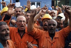 قمع جديد لعمال مصر واعتقال 4 معتصمين بالصعيد