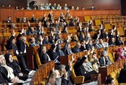في غياب 129 نائبا برلمان المغرب يصادق على "فرنسة التعليم"