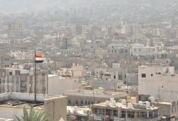 الحكومة اليمنية تبحث بالرياض إنهاء تمرد "الانتقالي"