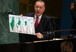 أردوغان من الأمم المتحدة يذكّر بالرئيس مرسي ويهاجم إٍسرائيل