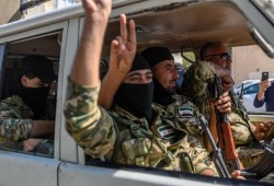 الغارديان: هل يمكن لبوتين تحقيق "صفقة القرن" في سوريا؟