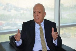 رويترز: مصر تمضي قدما في بيع حصص في شركات مملوكة للدولة