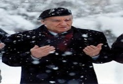 "بيغوفيتش" متربعا على القلوب في الذكرى الـ 16 لوفاته