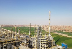 "قطر للبترول" تُشغل مصفاة بمصر هي أكبر استثمار لها عربيا