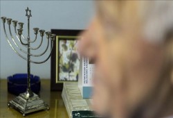 نائب بالكنيست: الصهيونية ارتكبت جرائم في الدول العربية لتهجير اليهود