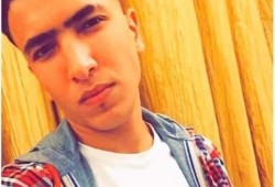 تجديد حبس طالب مصري رفع علم فلسطين.. وهذه تهمته