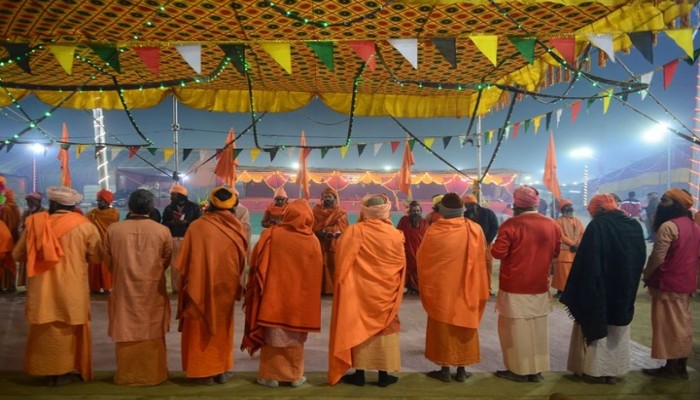 هندوسي أسلم.. كفر عن ذنبه حين حرق مسجدا فبنى 90