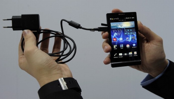 وفاة طفلين مصريين في السعودية بسبب شاحن الهاتف