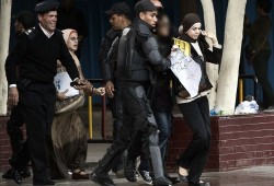 معتقلات بسجون الانقلاب يُضربن عن الطعام.. ومخاوف تعصف بأسرهن