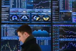 استبعاد ترامب الرد العسكري ضد إيران ينعش أسهم أوروبا