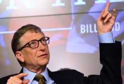 "بيل غيتس" تنبأ قبل عام بانتشار "فايروس قاتل" في الصين