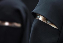 أوقاف الانقلاب تؤيد حظر النقاب بجامعة القاهرة