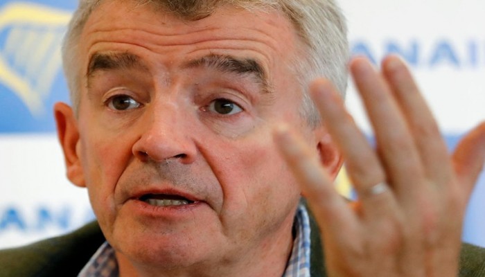 رئيس شركة طيران "ريان إير": الإرهابيون "مسلمون عموما"