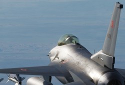 ما قدرة تركيا على ضرب النظام جويا دون دخول أجوائه؟