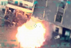 الجيش التركي ينشر مشاهد جديدة لقصف أهداف عسكرية للنظام السوري