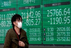 الصين تعلن ارتفاع وفيات كورونا إلى 2945