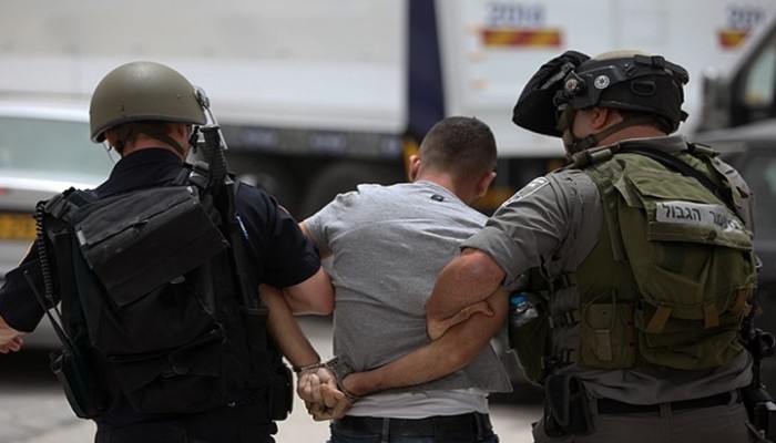 اعتقالات في القدس.. واعتداءات للمستوطنين في الخليل