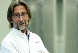 طبيب تركي يعلن توصله لدواء فعال لـ"كورونا"