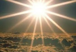 الحكومة الأميركية تكشف تفاصيل دراسة تأثير ضوء الشمس على فيروس كورونا