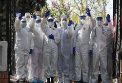 الصحة العالمية: كورونا يلازمنا فترة طويلة