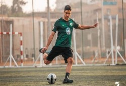 الظهور الأول.. ماذا قدم المصري مرموش ليقتحم "دكة" بوندسليجا؟