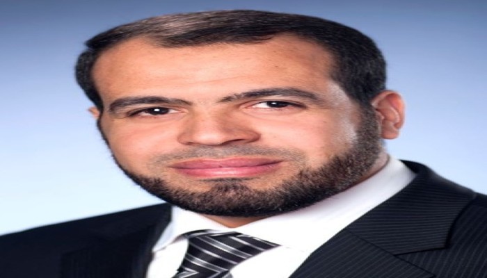 رئيس لجنة الفتوى بألمانيا يستنكر هجوم إعلام السيسي عليه