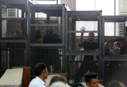 مخاوف حقوقية من انتشار كورونا بين المعتقلين بسجن الجيزة