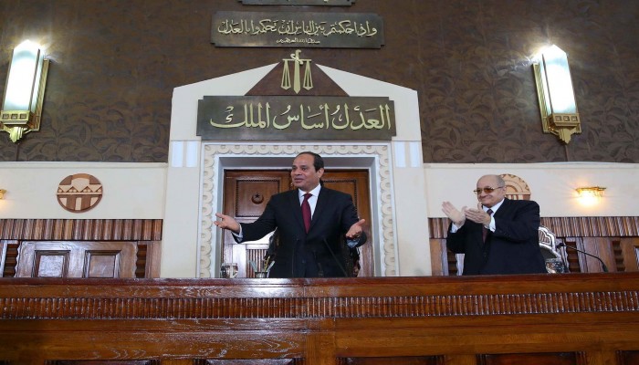أخر تعاليق قضاء السيسي: "التجمهر" خيانة وجريمة مخلّة بالشرف!!