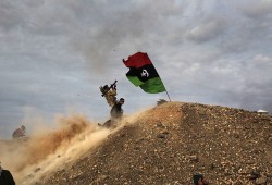 خبير عسكري: هذه أسباب انهيار قوات حفتر وطردها من طرابلس