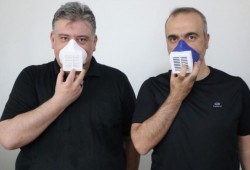 تركيا تطور كمامات إلكترونية تقتل الفيروسات