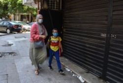 كورونا: فشل التدابير الاحترازية وفوضى بالقطاعات الحكومية والإنتاجية