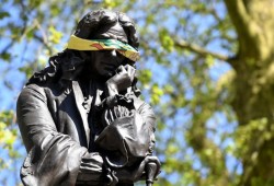 واشنطن بوست: مظاهرات أمريكا تدفع أوروبا لمراجعة الظلم بتاريخها