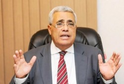 خوفا من الاعتقال.. حسن نافعة يعتزل تويتر