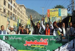 جامو وكشمير.. تسهيل العبادة للهندوس وحظرها على المسلمين