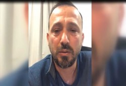 نيوزيلندا.. تركي نجا من هجوم المسجدين يروي تفاصيل مواجهته القاتل في المحكمة