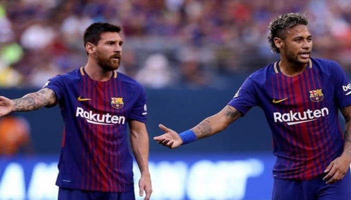بعد اقتراب رحيله.. ميسي يطلب من نيمار مرافقته في رحلته الجديدة