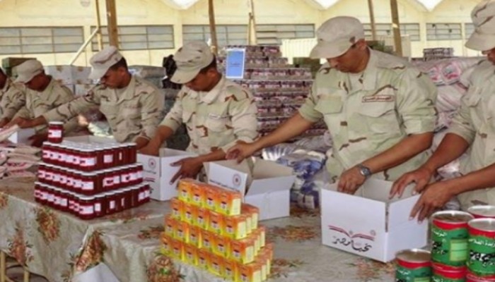 “لوموند ديبلوماتيك”: العسكر أصبحوا أكثر جشعا في عهد السيسي ويحتكرون كل شيء