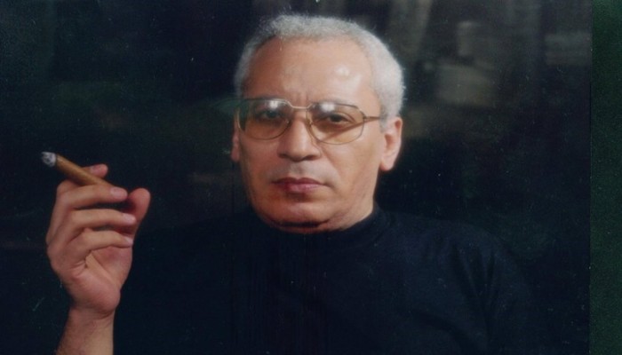 سلطات الانقلاب تعتقل المفكر المعارض أمين المهدي