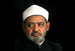 أحمد الطيب يهين نفسه بفتاوى تساند السيسي .. والأزهر منه براء