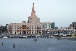 قطر ستوفر لقاح كورونا لجميع سكان البلاد مجانا