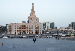 قطر ستوفر لقاح كورونا لجميع سكان البلاد مجانا