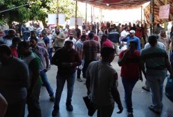 اعتصام 4 الاف عامل بالجامعة العمالية احتجاجا على توقف صرف أجورهم