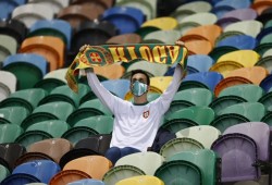 فيروس كورونا يتسلل إلى المنتخب البرتغالي