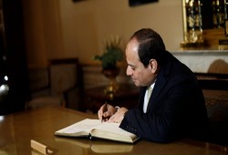 هل مول السيسي حملة ترامب؟!