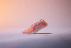 الروبوتات تنسج أحذية المستقبل عالية الأداء والصديقة للبيئة